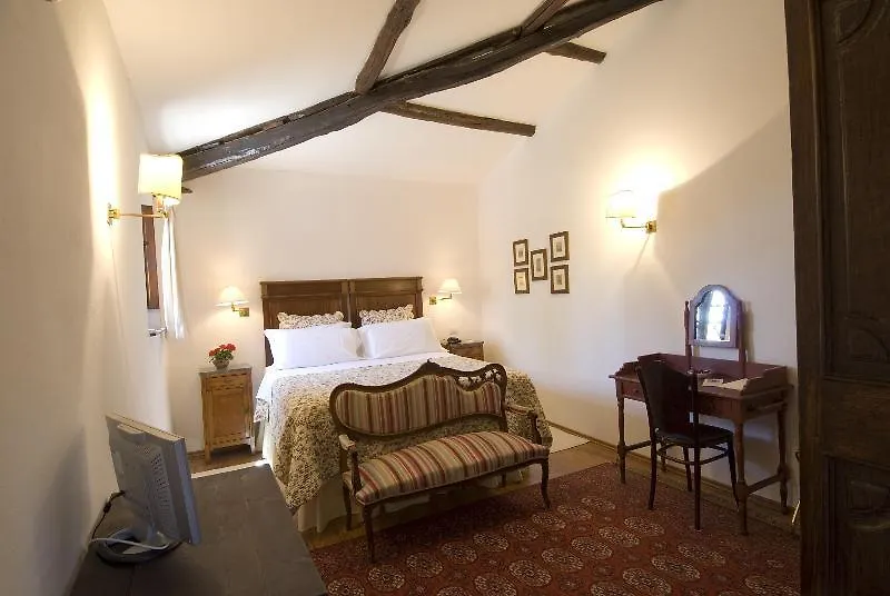 Hotel Lucrezia Riola Sardo