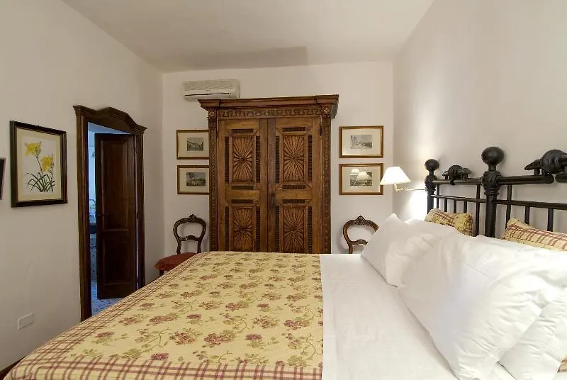 Hotel Lucrezia Riola Sardo